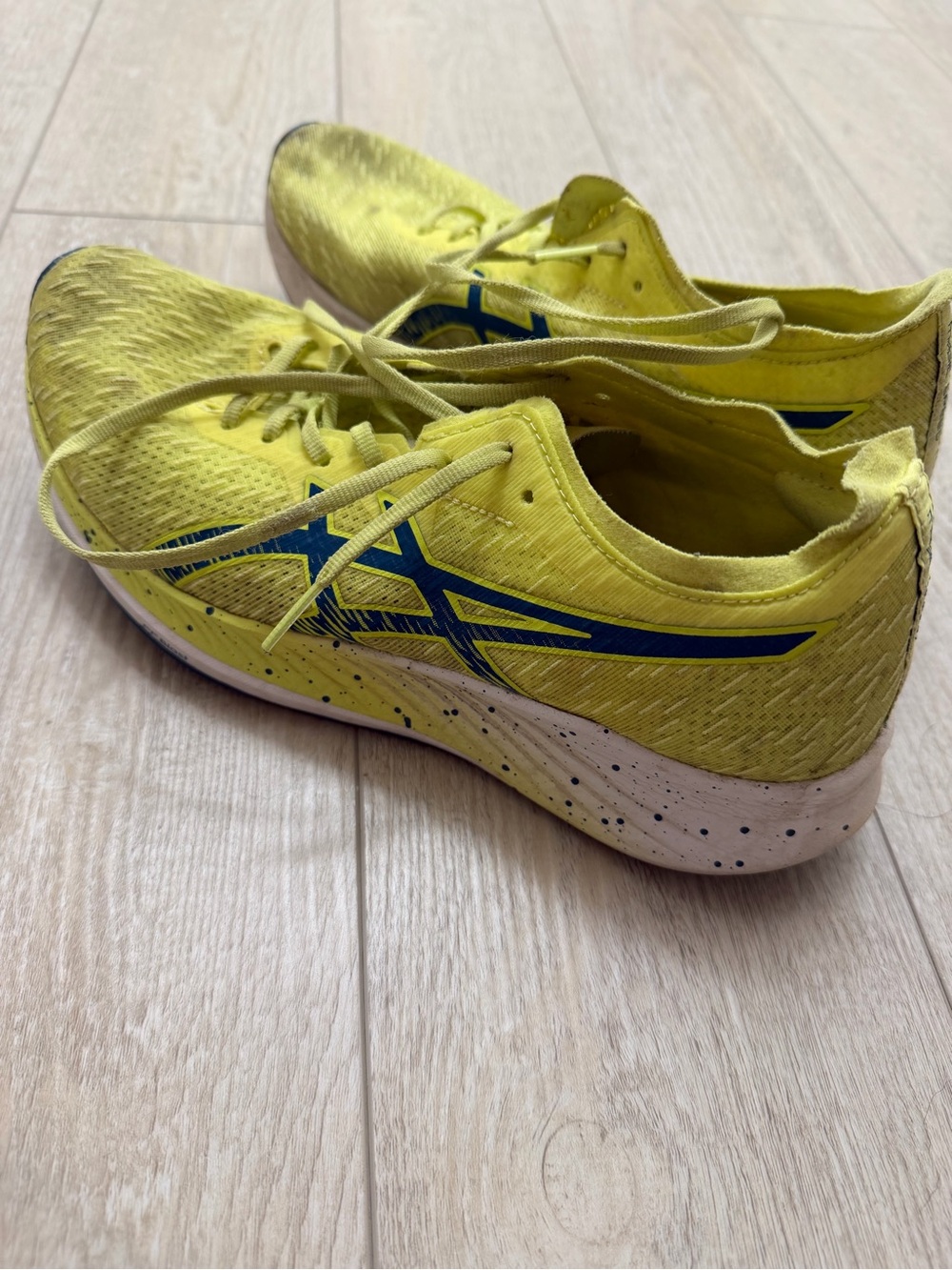 Asics ASICS Magic Speed running shoes size 7